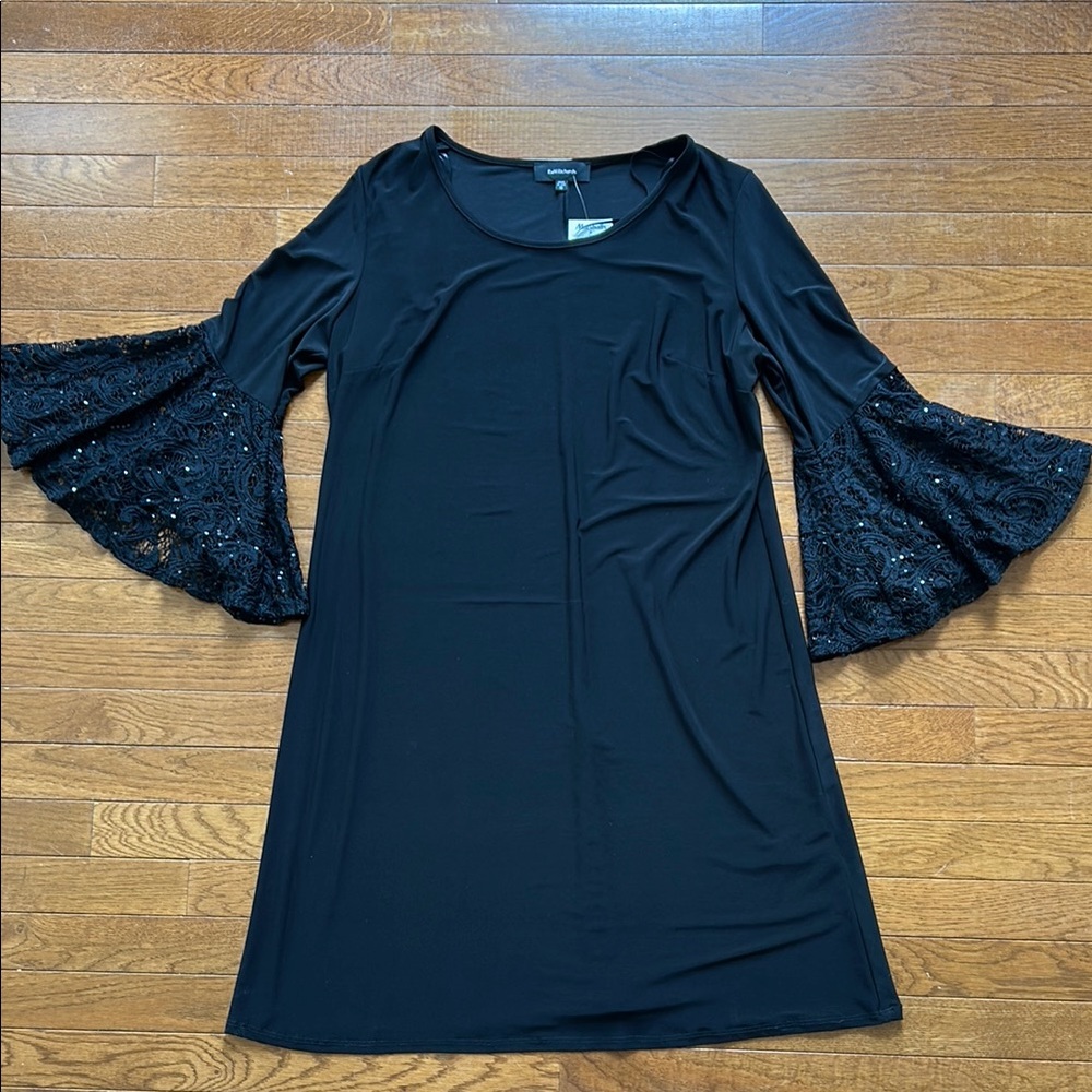 Elegant Black Dress with Lace Sleeves